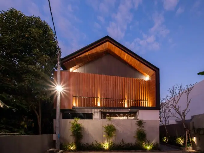 2 BR Villa with Very Elegant Design and Prospective Business Potential