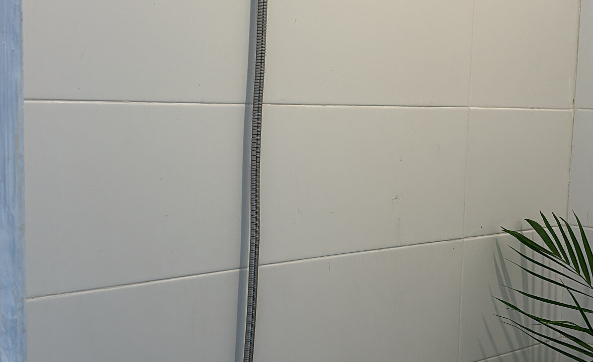 1DC6EA9A-C06C-46A8-8111-CAE647885C3E