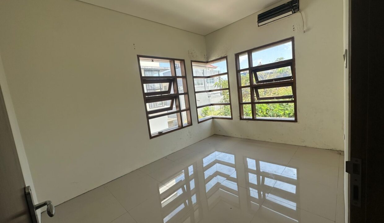 WhatsApp Image 2025-09-11 at 10.23.24 AM