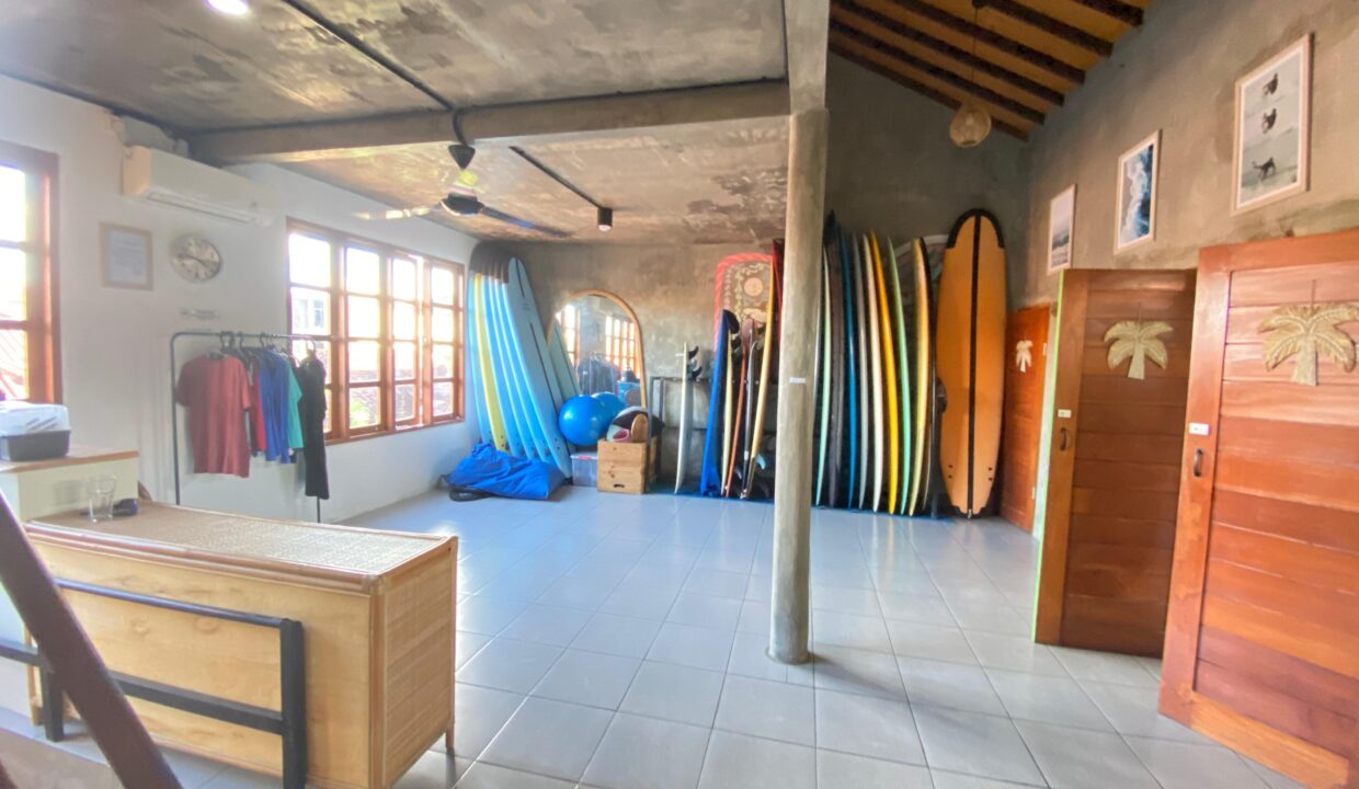 WhatsApp Image 2025-09-16 at 5.00.01 PM