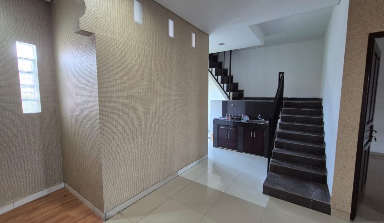 WhatsApp Image 2025-10-03 at 4.44.42 PM (2)