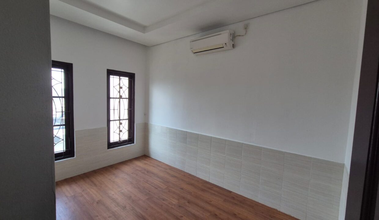 WhatsApp Image 2025-10-03 at 4.44.45 PM (1)