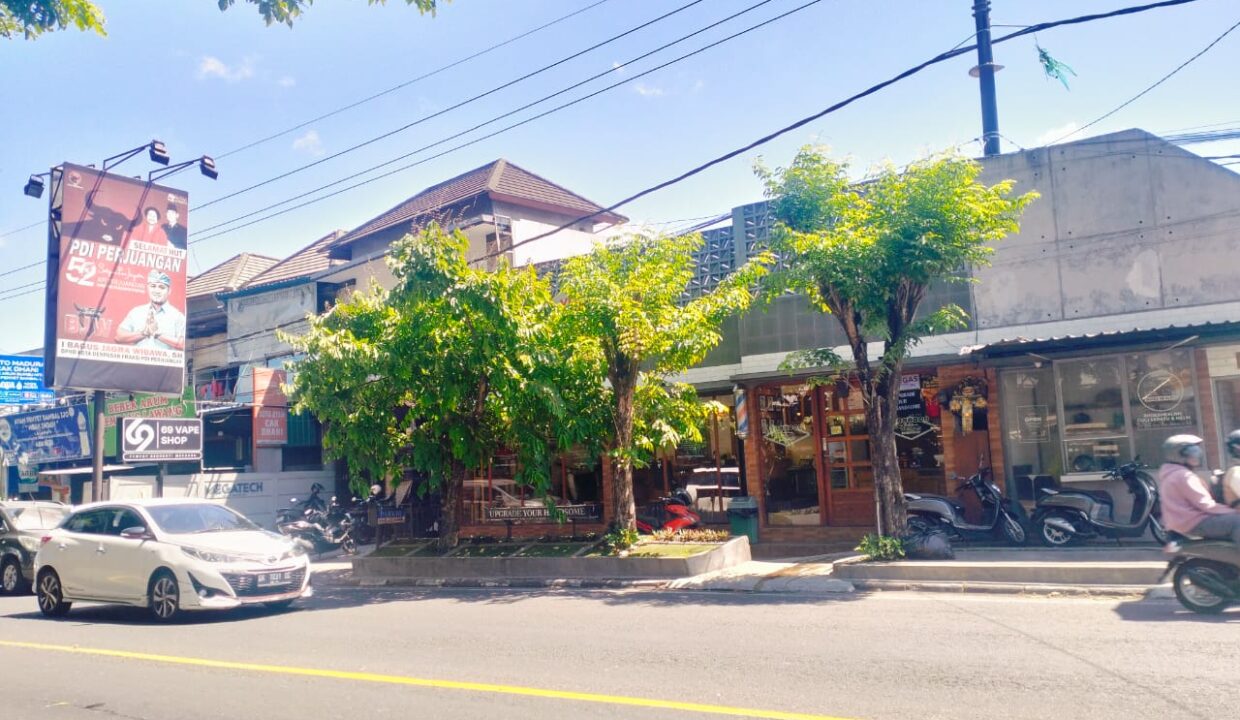 WhatsApp Image 2025-10-17 at 9.39.27 AM (1)