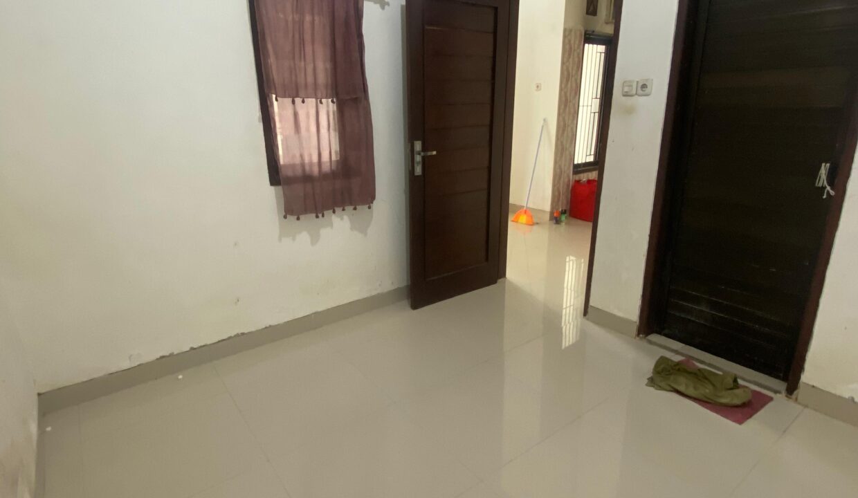 WhatsApp Image 2025-10-18 at 10.58.51 AM