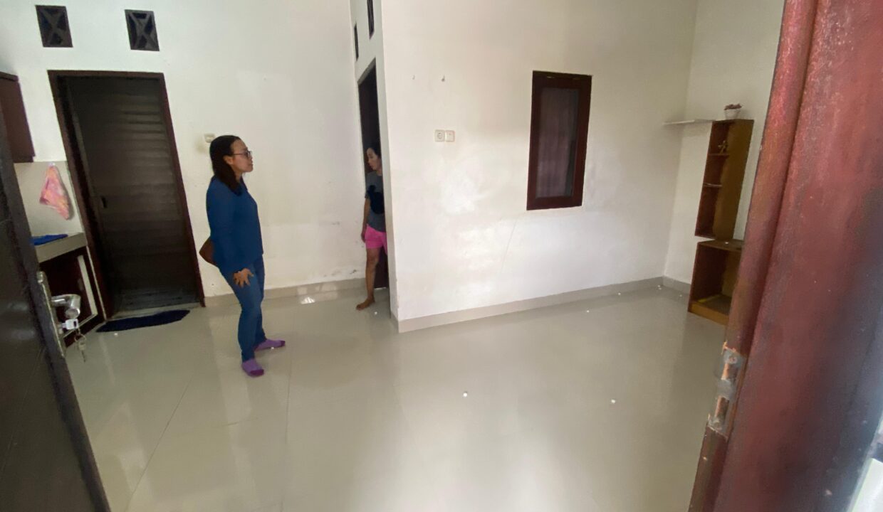 WhatsApp Image 2025-10-18 at 10.58.53 AM (1)