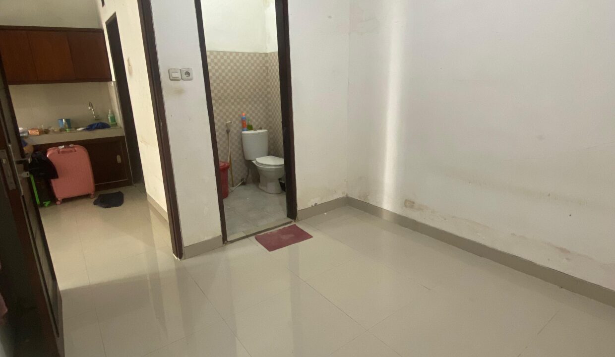 WhatsApp Image 2025-10-18 at 10.58.53 AM