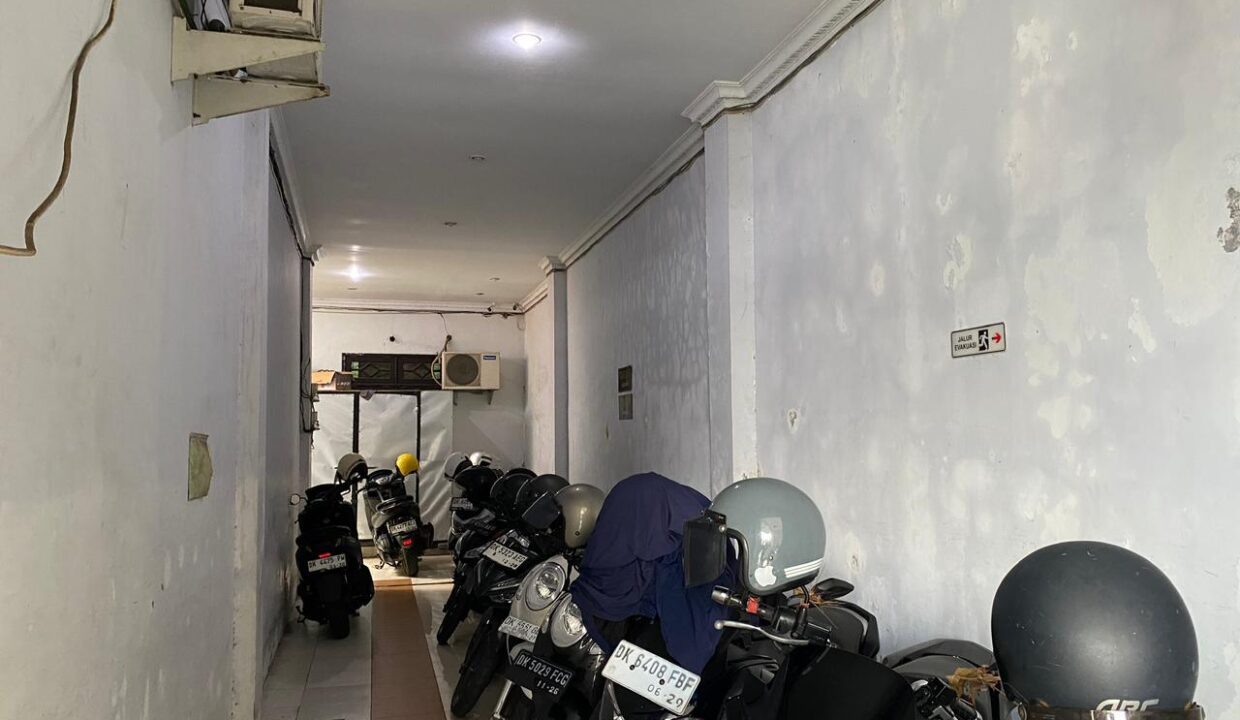 WhatsApp Image 2025-10-20 at 11.48.55 AM (1)