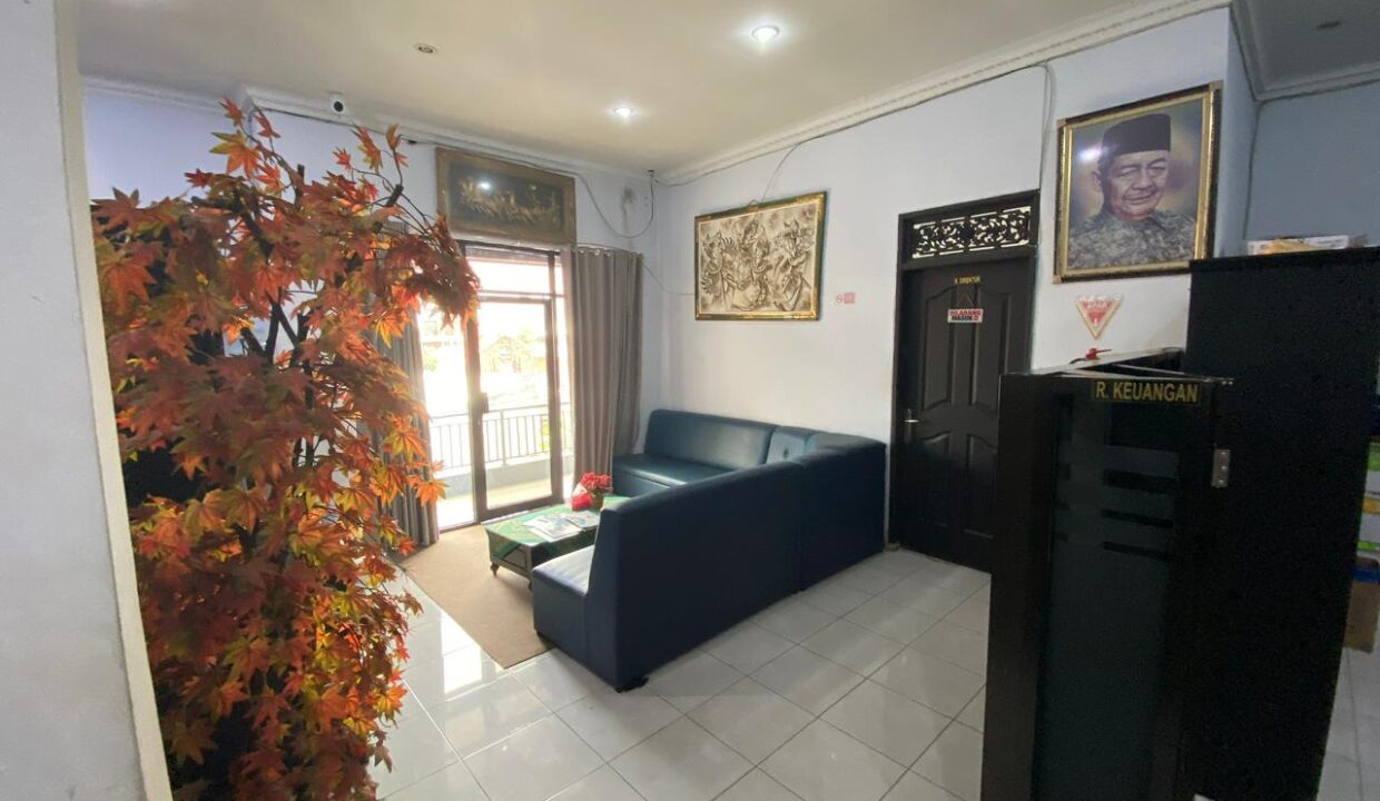 WhatsApp Image 2025-10-20 at 11.48.59 AM